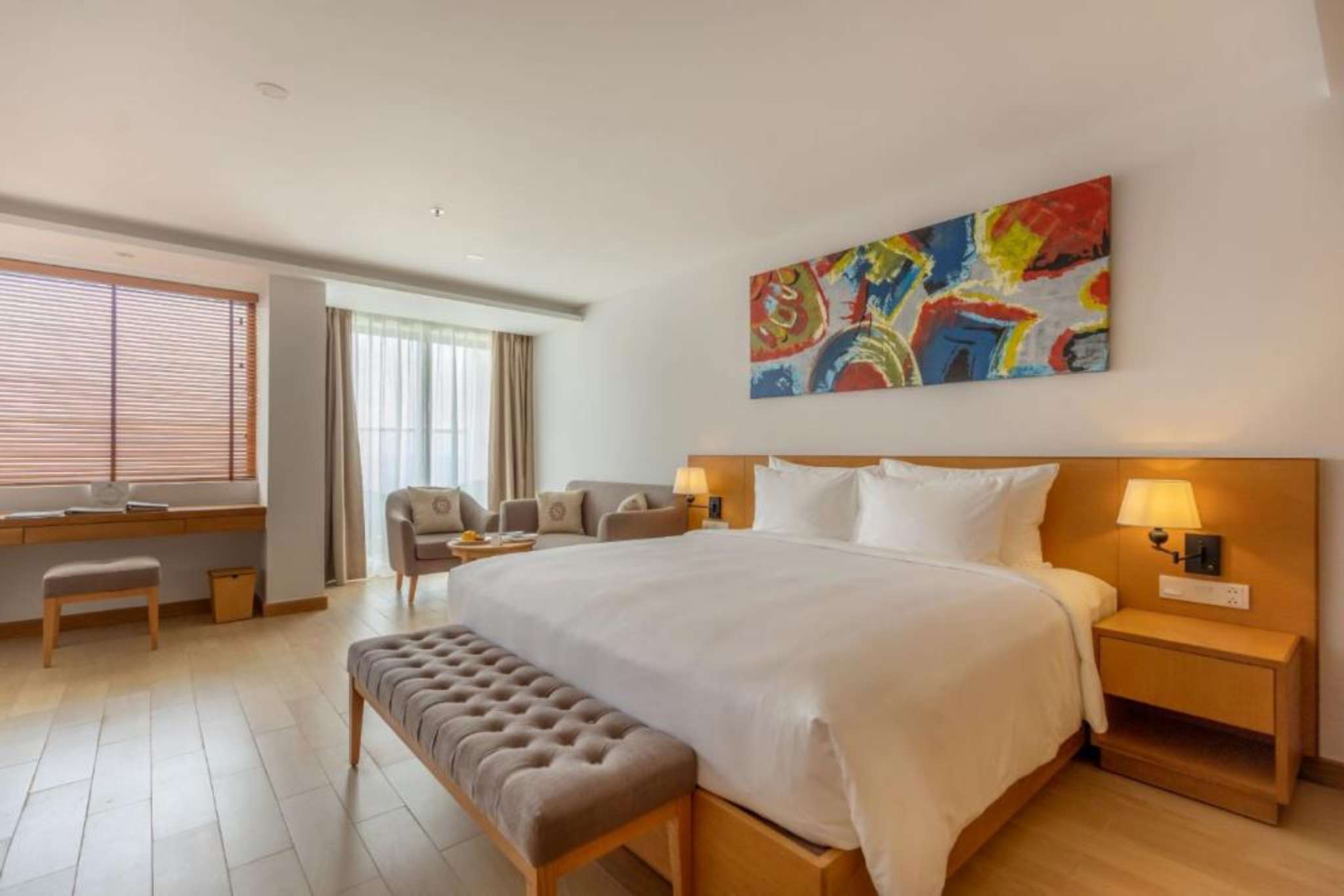 Phòng Grand Ocean View tại Selectum Noa Resort Cam Ranh